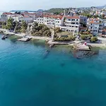 Апартаменты Apartman Lukiana*** *