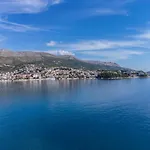 Apartman Lukiana*** *