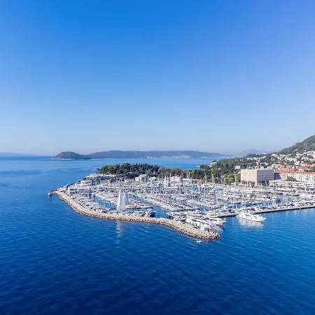 Apartman Lukiana*** * Spalato