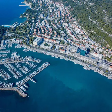 Apartman Lukiana*** Appartamento *