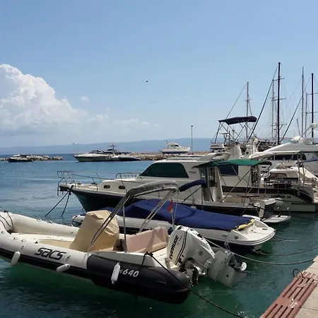 Apartman Lukiana*** * Spalato