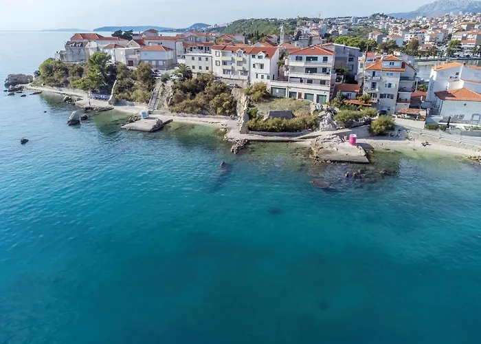 아파트 Apartman Lukiana*** *