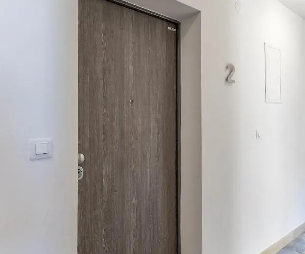 아파트 Apartman Lukiana*** *