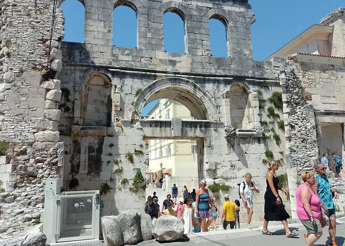 Apartman Lukiana*** 아파트 *